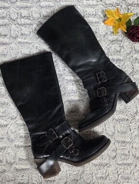 Matisse Outlawed Leather Heeled Boots Below Knee Height Size 8.5 with Flaw on He